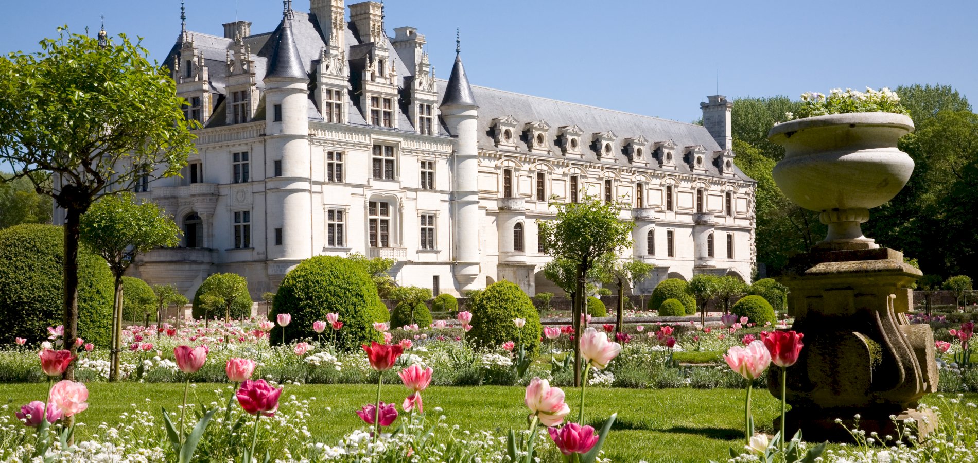 Ophorus Tours - Enjoy Our Perfect 
Spring Day Trips