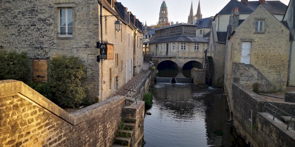 Ophorus Blog - First-Time Visitor's Guide to Bayeux: Essential Tips & Planning