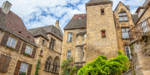 Ophorus Blog - First-Time Visitor's Guide to Sarlat-la-Canéda