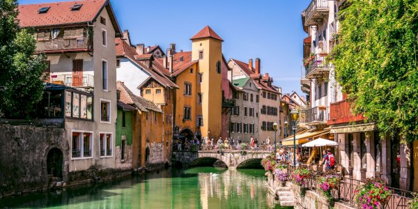 Ophorus Blog - Best Time to Visit France in 2026: Weather, Crowds & Regional Highlights