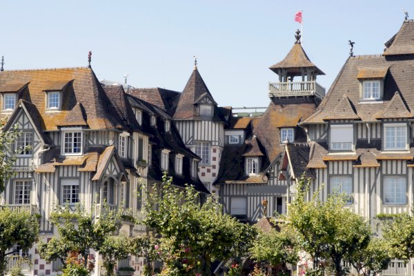 Ophorus Tours - Transfers from Deauville