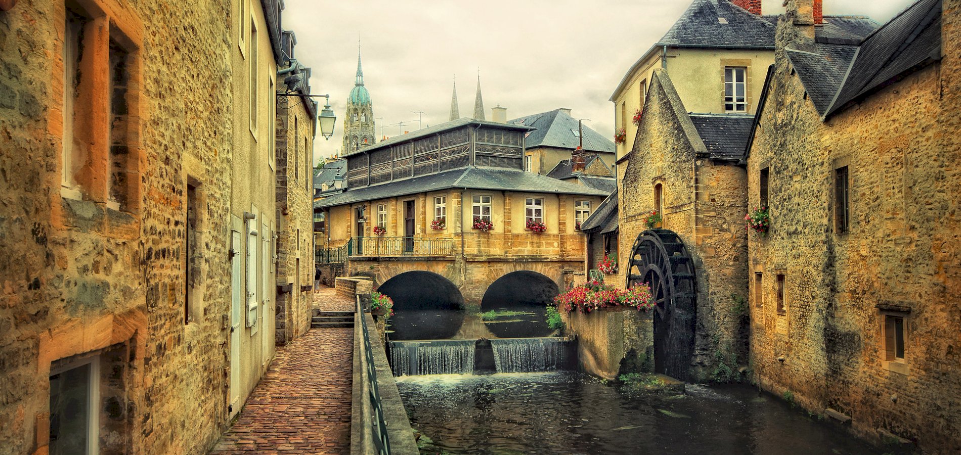 Le Petit Train de Bayeux - All You Need to Know BEFORE You Go