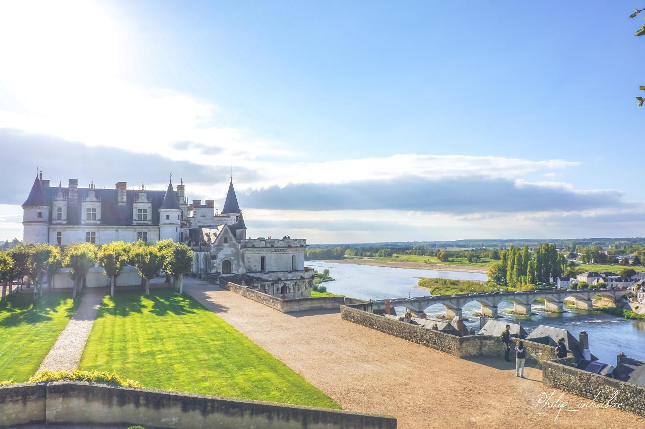 Ophorus Tours - Beaune Private Transfer to Amboise Loire Valley