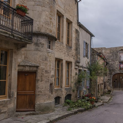 Flavigny-sur-Ozerain village