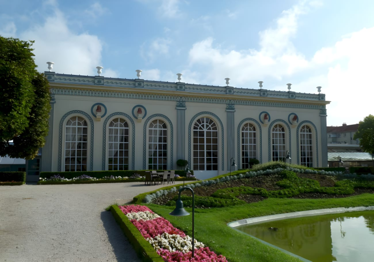 Ophorus Tours - A Private Champagne Escape from Paris: Reims, Epernay, Hautvillers & Tastings