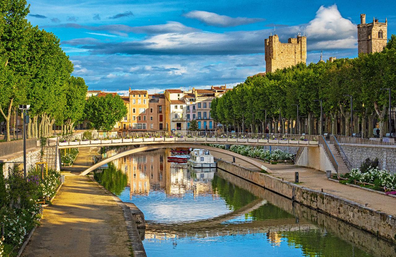 Ophorus Tours - Avignon Private Transfer to Narbonne