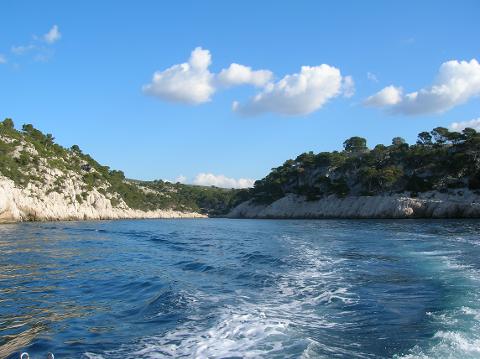 Ophorus Tours - Cassis Village Tour, Calanques Boat Ride & Cosquer Cave visit