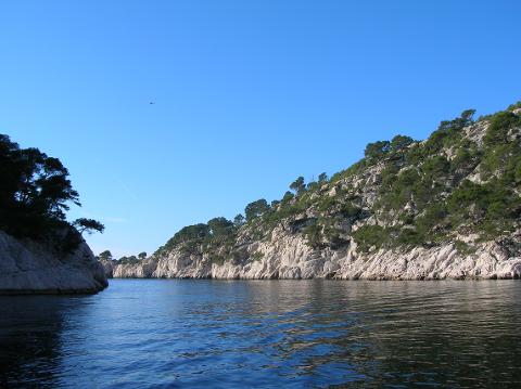 Ophorus Tours - Cassis Village Tour, Calanques Boat Ride & Provence Wines Private Tour