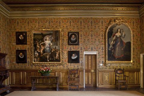 Ophorus Tours - Chambord & Chenonceau: Private Loire Valley Châteaux Tour by Train from Paris