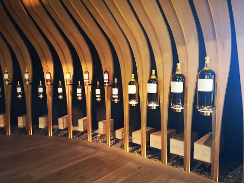 Ophorus Tours - Château d'Yquem Visit & Wine Tasting - Anthology Tour