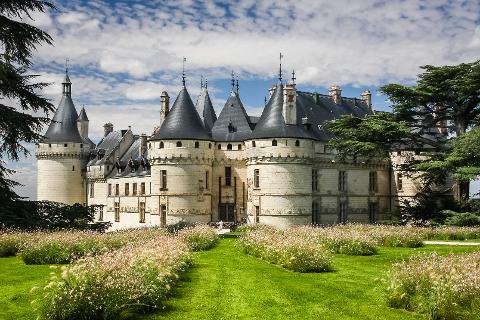 Ophorus Tours - Chaumont & Chambord Castles Visit : A Private Tale of Majesty and History