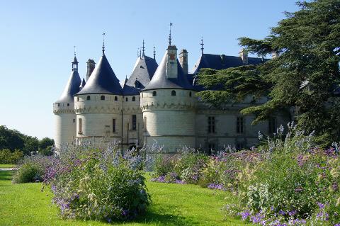 Ophorus Tours - Chaumont & Chambord Castles Visit : A Private Tale of Majesty and History