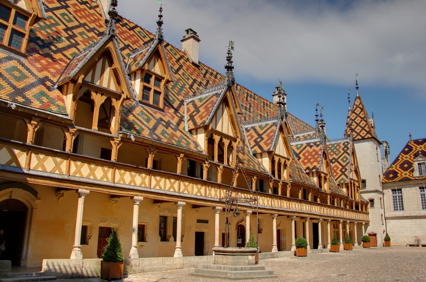 Ophorus Tours - From Colmar to Beaune Private Transfer