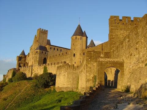 Ophorus Tours - From Sarlat la Canéda to Carcassonne Private Transfer