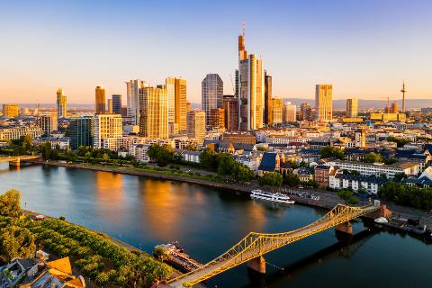 Ophorus Tours - From Strasbourg to Frankfurt Private Transfer