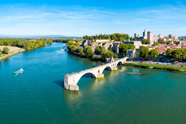 Ophorus Tours - A Private Day Trip From Marseille to Avignon & Châteauneuf du Pape Wine Tour 