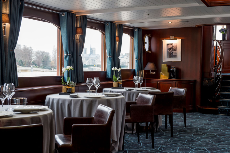 Ophorus Tours - Luxury Seine River Cruise, Fine Dining & Drinks in Paris
