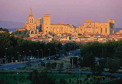 Ophorus Tours - Medieval Marvels & Chateauneuf du Pape Wines: Private Marseille Shore Trip