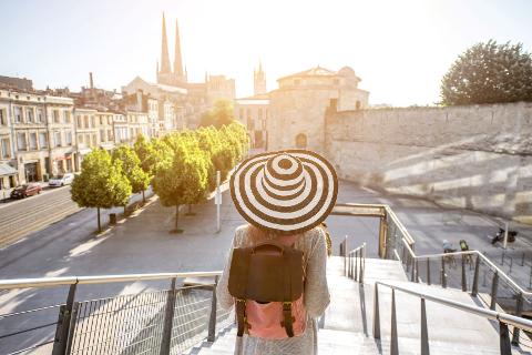 Ophorus Tours - Paris Private Transfer to Bordeaux