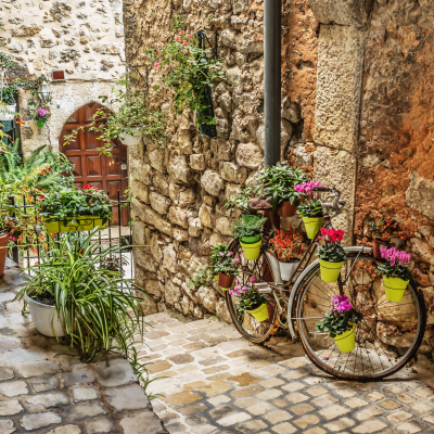 Tourrettes-sur-Loup village