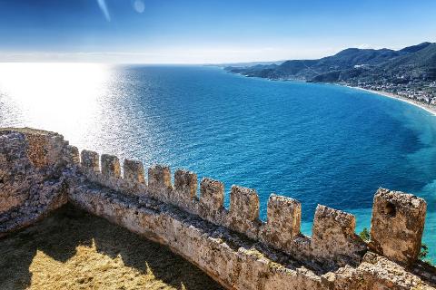 Ophorus Tours - Relaxing Ride: Private Transfer from Aix-en-Provence to Antibes!