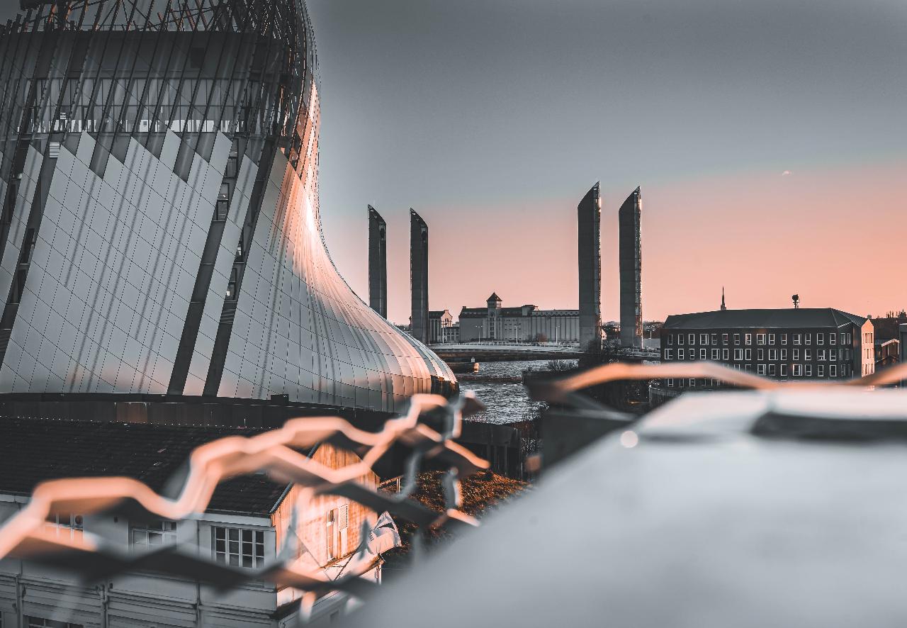 Ophorus Tours - Seamless Cruise Connection: Bordeaux to Le Verdon Private Port Transfer 
