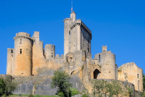Ophorus Tours - Secrets of Bonaguil Castle & Malbec Wines: Private Tour from Sarlat