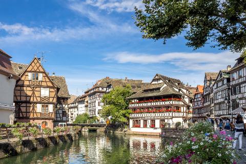 Ophorus Tours - Ultimate Strasbourg Walking Tour: Petite France, Vauban Dam & Cathedral