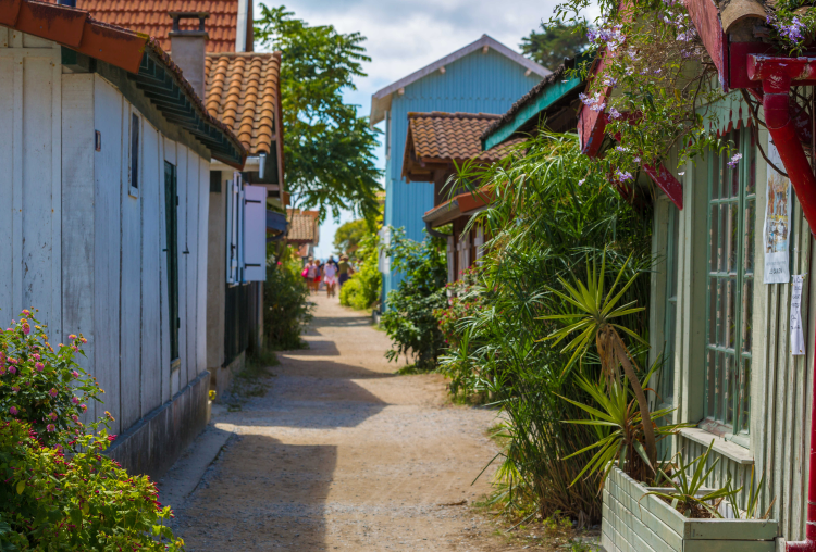 Ophorus Tours - Unforgettable 2-Hour Private Boat Tour: Explore Arcachon Bay by Pinasse
