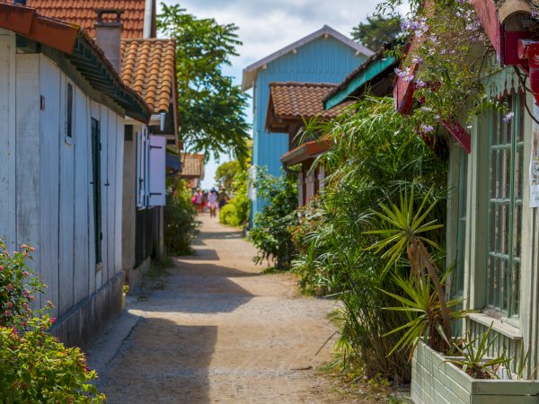 Ophorus Tours - Unforgettable 2-Hour Private Boat Tour: Explore Arcachon Bay by Pinasse