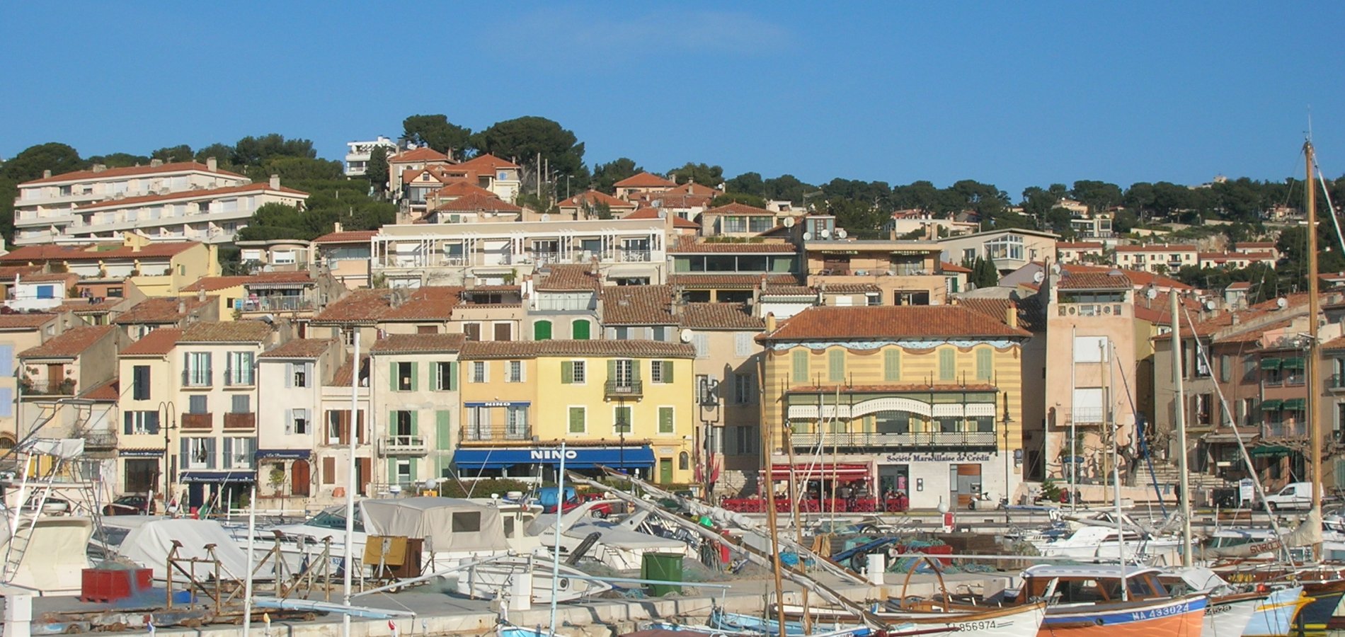 Ophorus Tours - Discover Cassis & the Calanques on a Private Tour from Marseille for 2