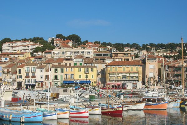 Ophorus Tours - Discover Cassis & the Calanques on a Private Tour from Marseille for 2