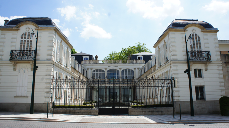 Ophorus Tours - Dom Pérignon Prestige Tasting: Exclusive Tour