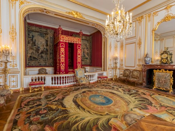 Ophorus Tours - Exclusive Private Tour: Chambord Castle Visit with Exclusive Wine Tasting