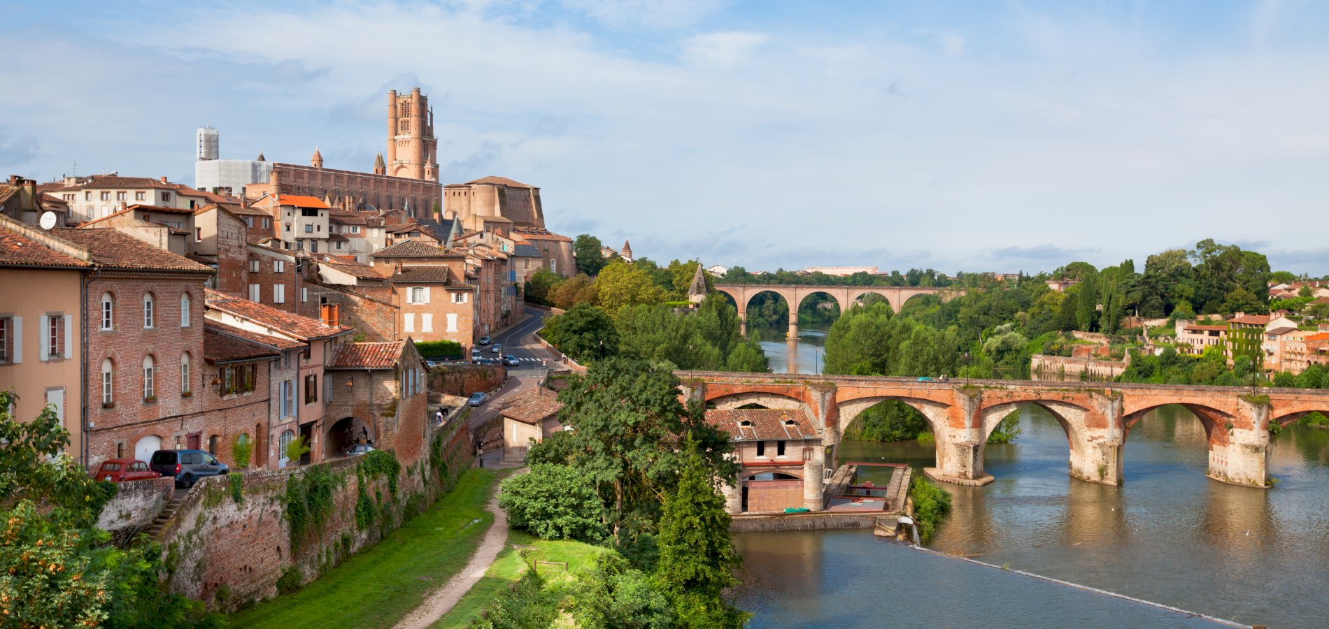 Ophorus Tours - From Toulouse to Albi, Cordes Village & Gaillac Wine Tasting Tour private