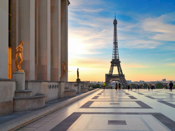 Ophorus Tours - Art & Adventure: Private Panoramic Tour of Paris & Tailored Louvre Visit