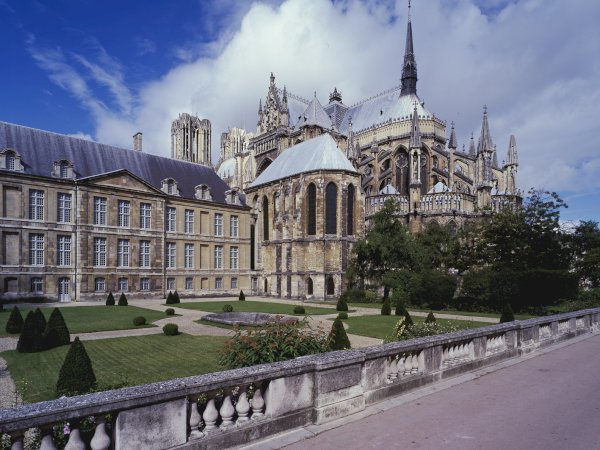 Ophorus Tours - Art & Bubbles: Private Reims & Champagne Tour from Epernay