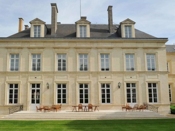 Ophorus Tours - Art & Bubbles: Private Reims & Champagne Tour from Epernay