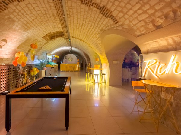 Ophorus Tours - Art & Bubbles: Private Reims & Champagne Tour from Epernay