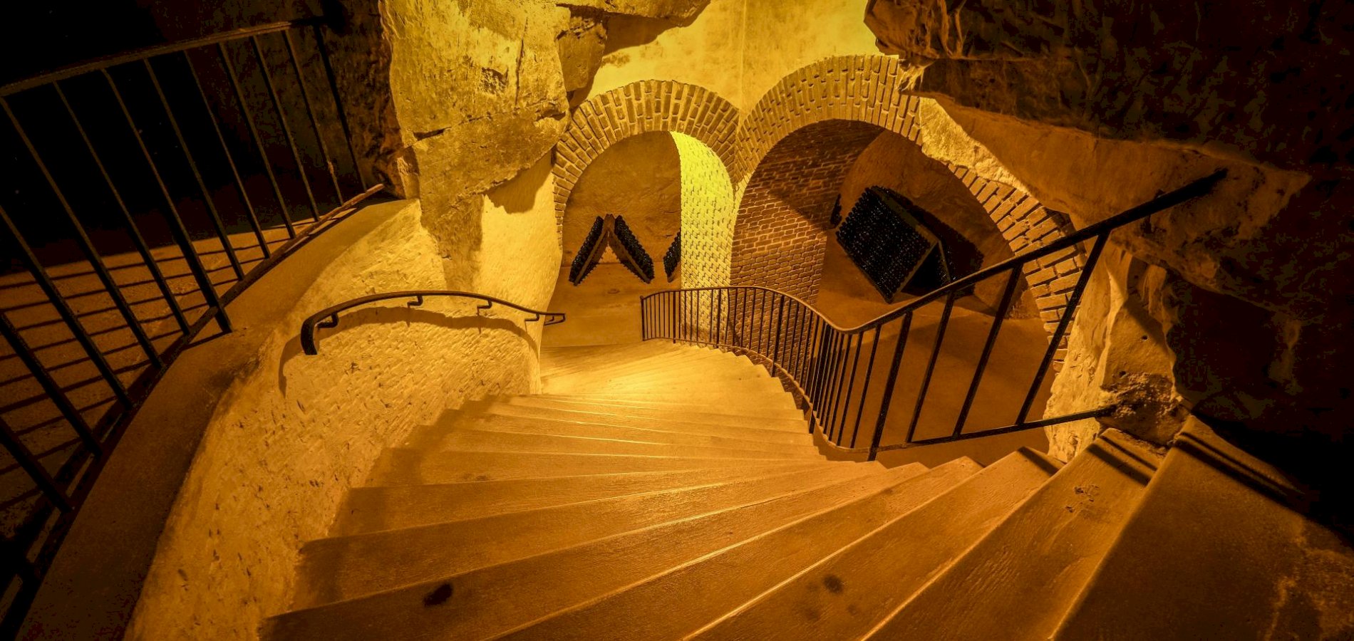 Ophorus Tours - Beyond Reims: Private Champagne Tour with Epernay Visit