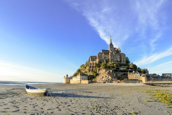 Ophorus Tours - 4-Day Small Group Normandy Package - Bayeux - 4* Hotel