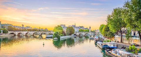 Ophorus Tours - 4-Day Small Group Paris Vacations Package - 5* Hotel