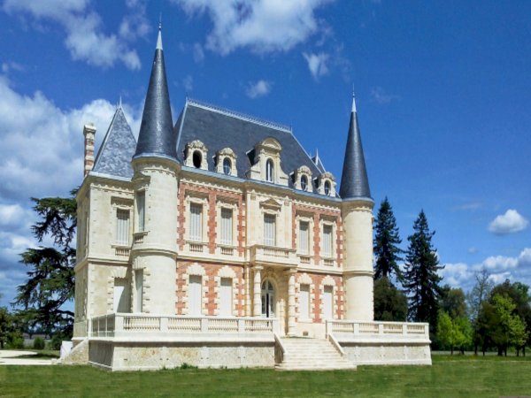 Ophorus Tours - 5-Day Private Grands Crus Bordeaux Wine Tour Packages - 3* Hotel