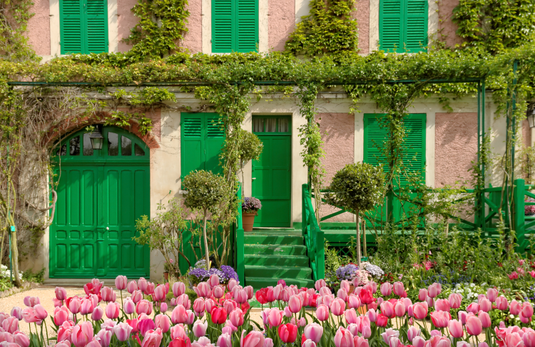 Ophorus Tours - Private Versailles & Giverny Day Tour from Paris