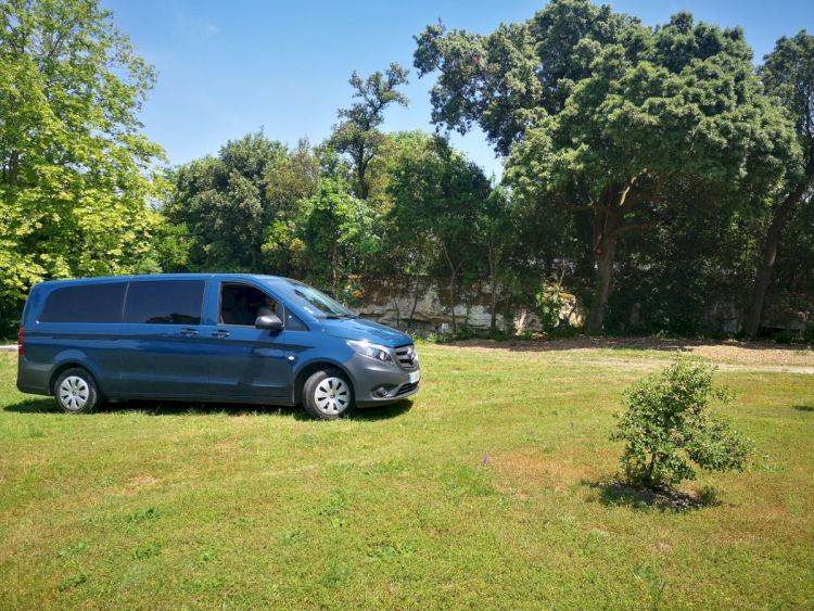 Ophorus Tours - Saint-Émilion Chartreuse Lunch & Wine Tasting Experience