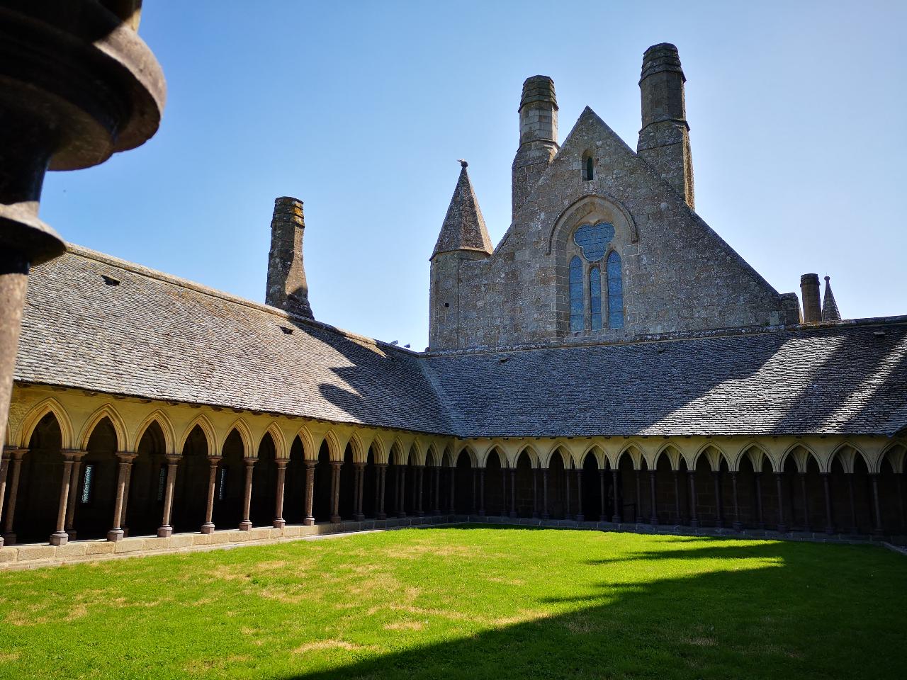 Ophorus Tours - History & Beauty: Mont Saint-Michel Private Tour from Caen