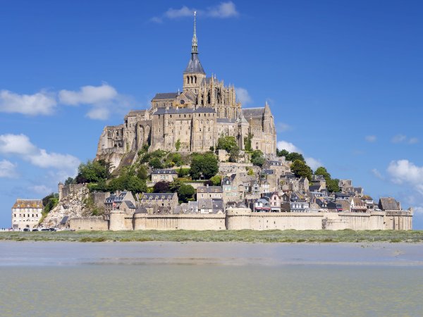 Ophorus Tours - History & Beauty: Mont Saint-Michel Private Tour from Caen