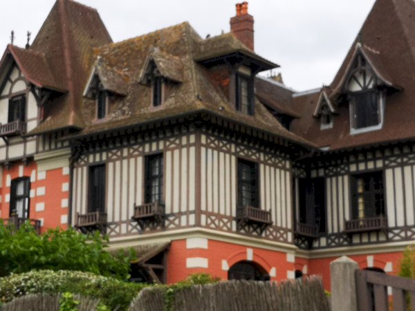 Ophorus Tours - Escape to Normandy's Côte Fleurie, Shore Excursion from Honfleur