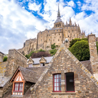 Guided walk through the medieval village