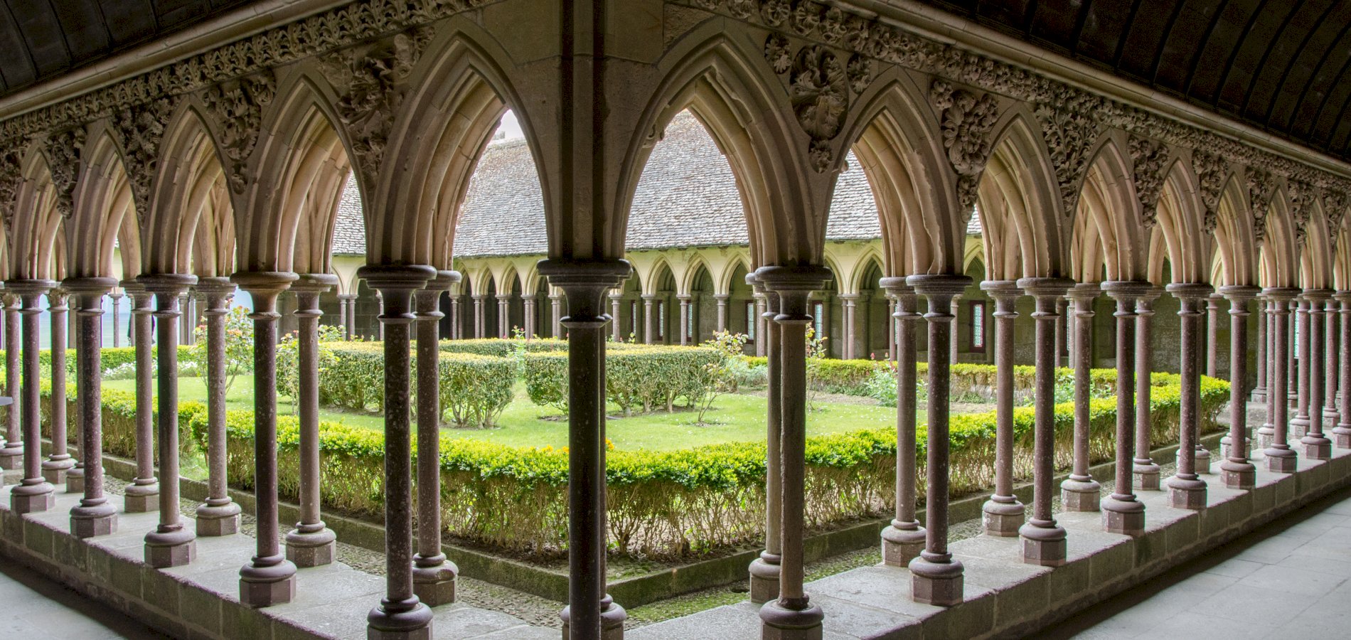 Ophorus Tours - Mont Saint Michel & Abbey Discovery: Guided Tour from Bayeux